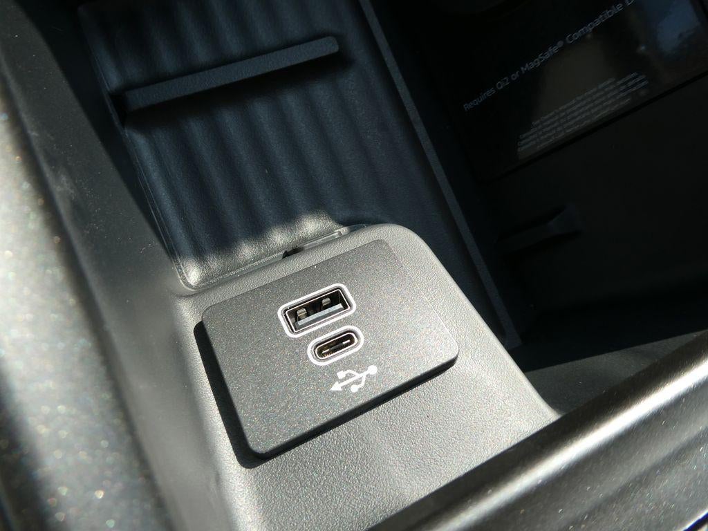 2027 Ford Expedition Platinum 4x4