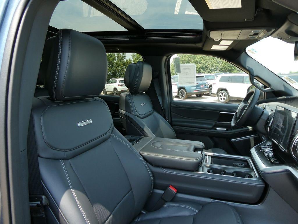 2027 Ford Expedition Platinum 4x4