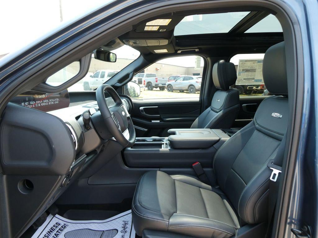 2027 Ford Expedition Platinum 4x4