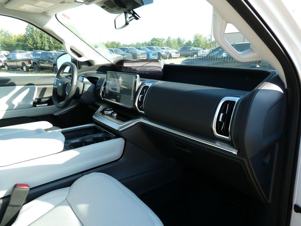 2027 Ford Expedition Platinum 4x4