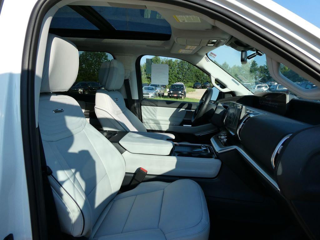 2027 Ford Expedition Platinum 4x4