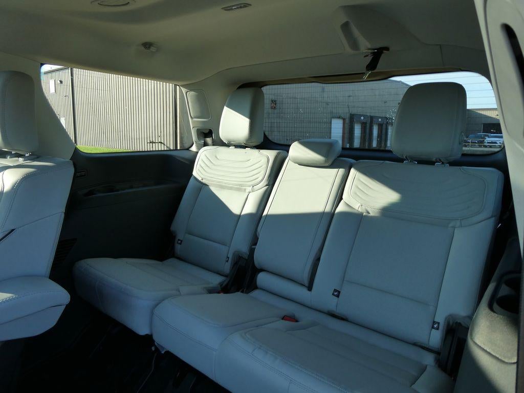 2027 Ford Expedition Platinum 4x4