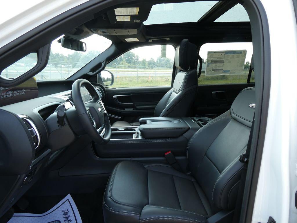 2027 Ford Expedition Platinum 4x4