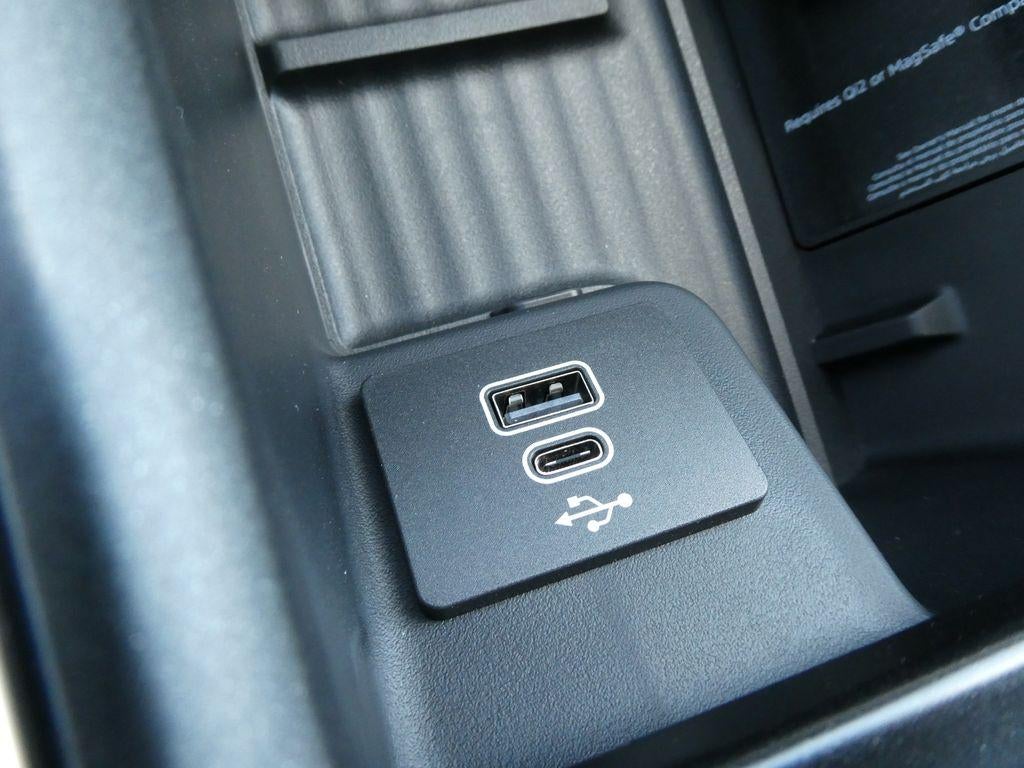 2027 Ford Expedition Platinum 4x4