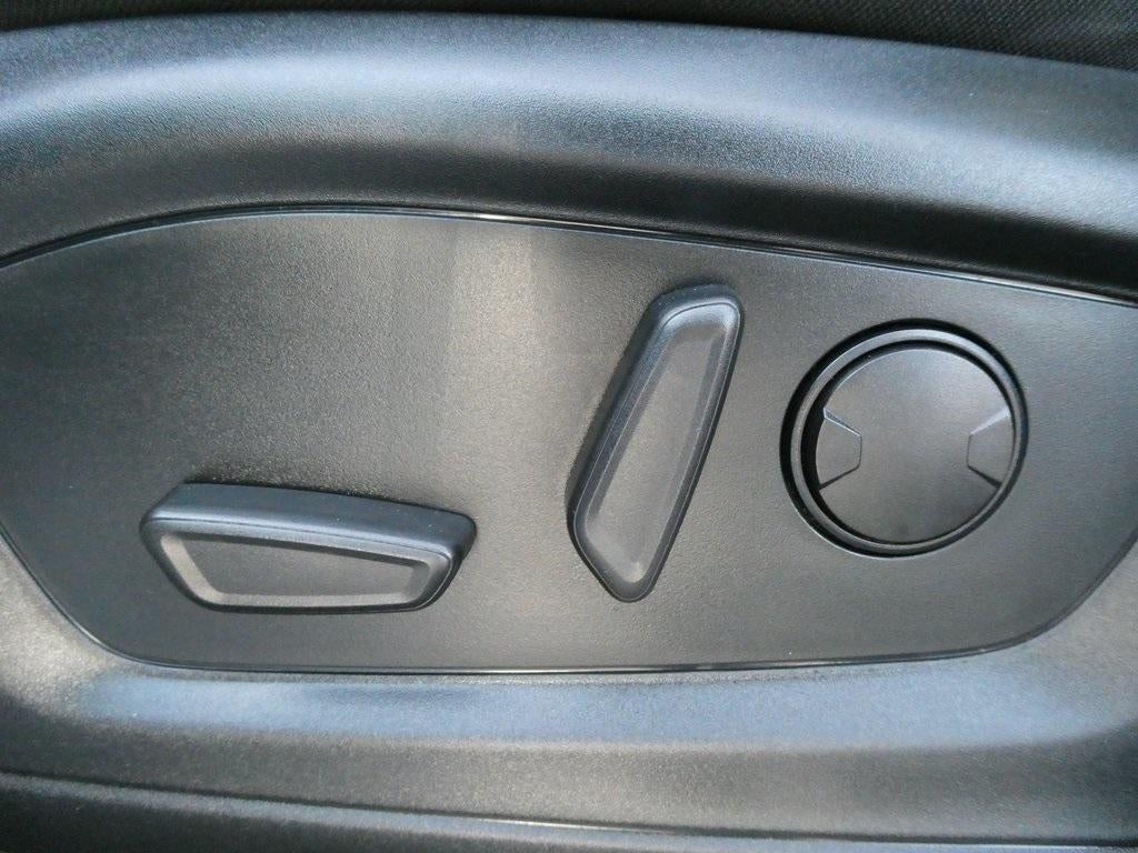 2020 Ford Explorer XLT RWD