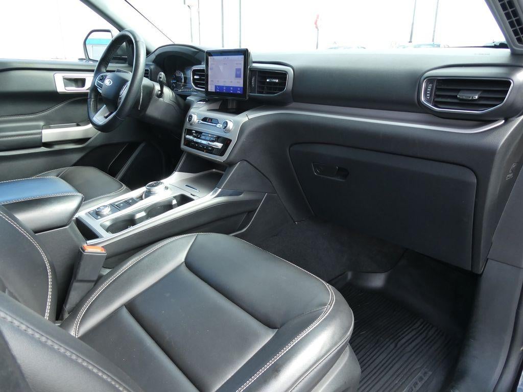 2023 Ford Explorer XLT 4WD
