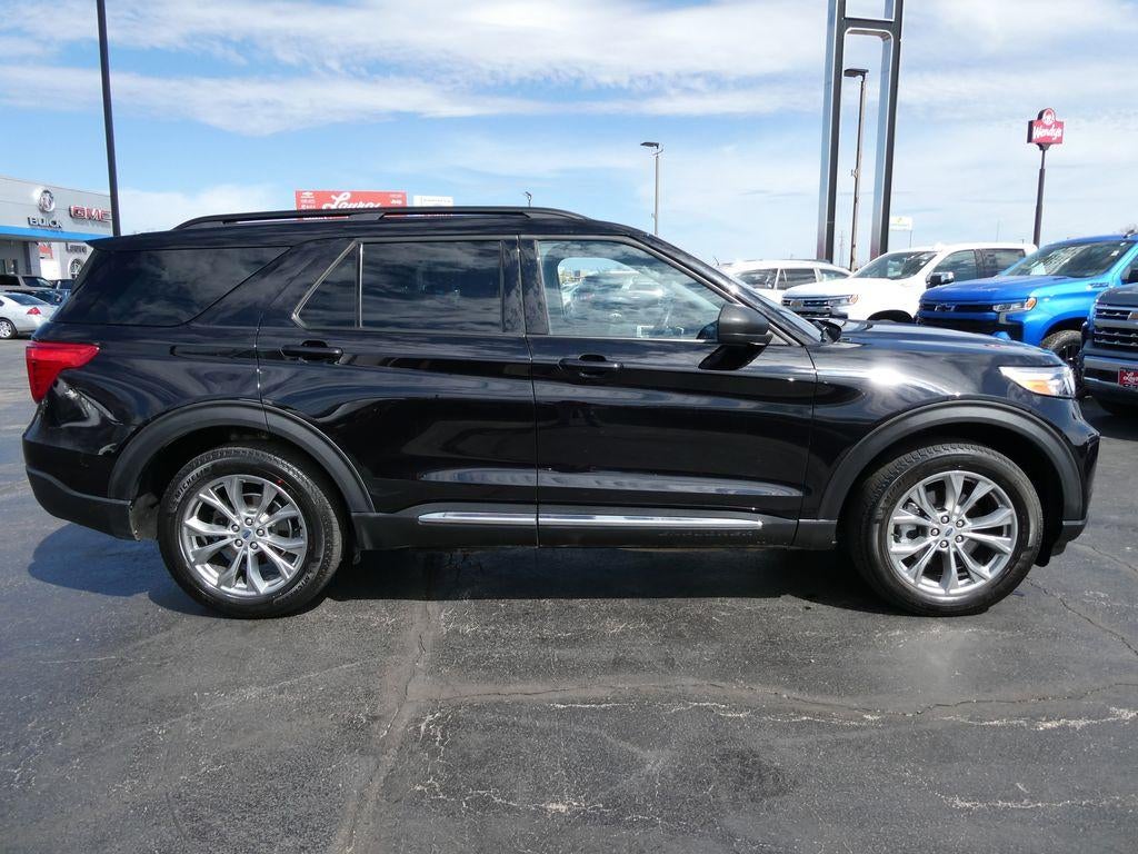 2023 Ford Explorer XLT 4WD