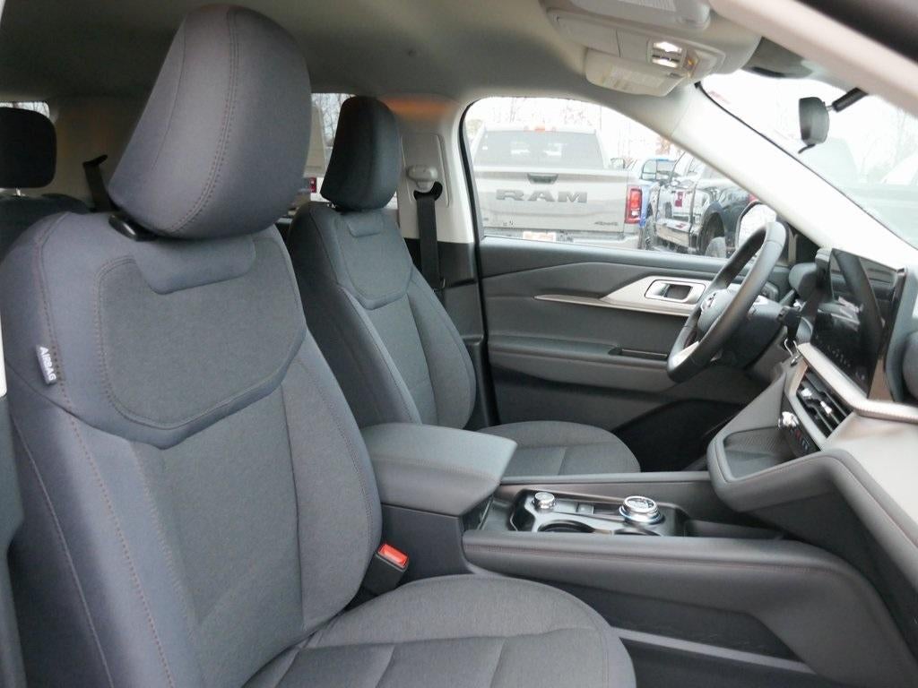 2026 Ford Explorer Active w/100A Pkg 4WD