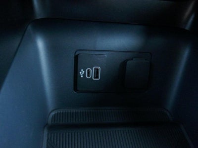 2026 Ford Explorer Active w/100A Pkg 4WD