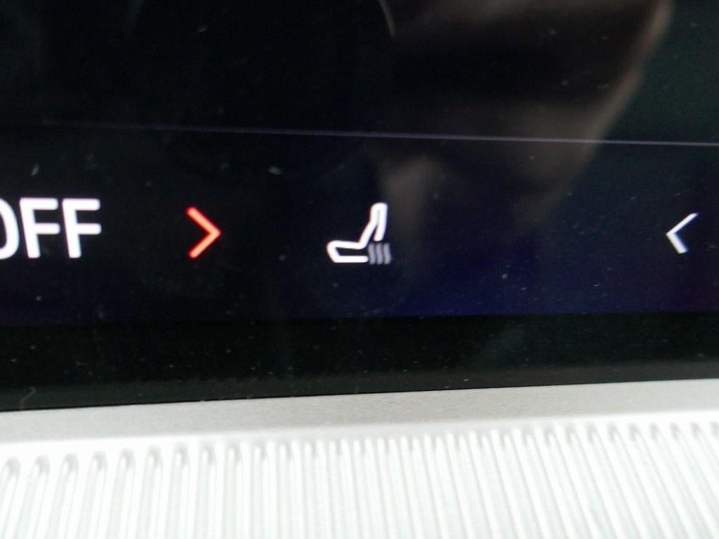 2026 Ford Explorer Active w/100A Pkg 4WD