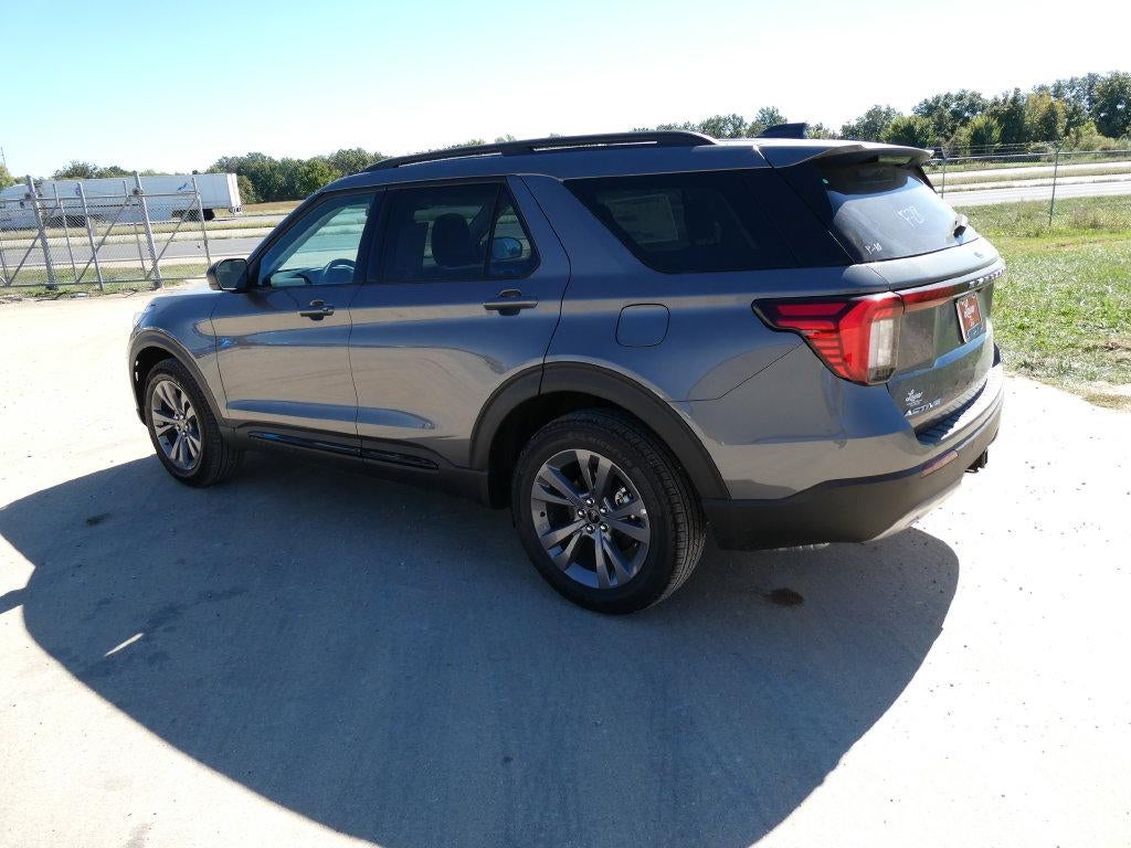 2026 Ford Explorer Active w/200A Pkg 4WD