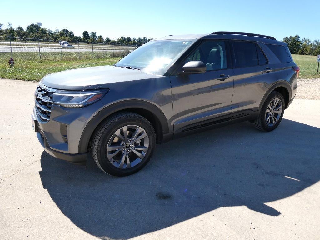 2026 Ford Explorer Active w/200A Pkg 4WD