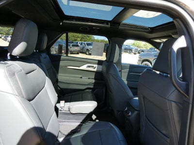 2027 Ford Explorer Active w/200A Pkg 4WD