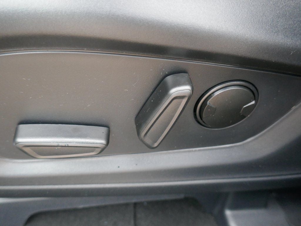 2026 Ford Explorer Active w/100A Pkg 4WD