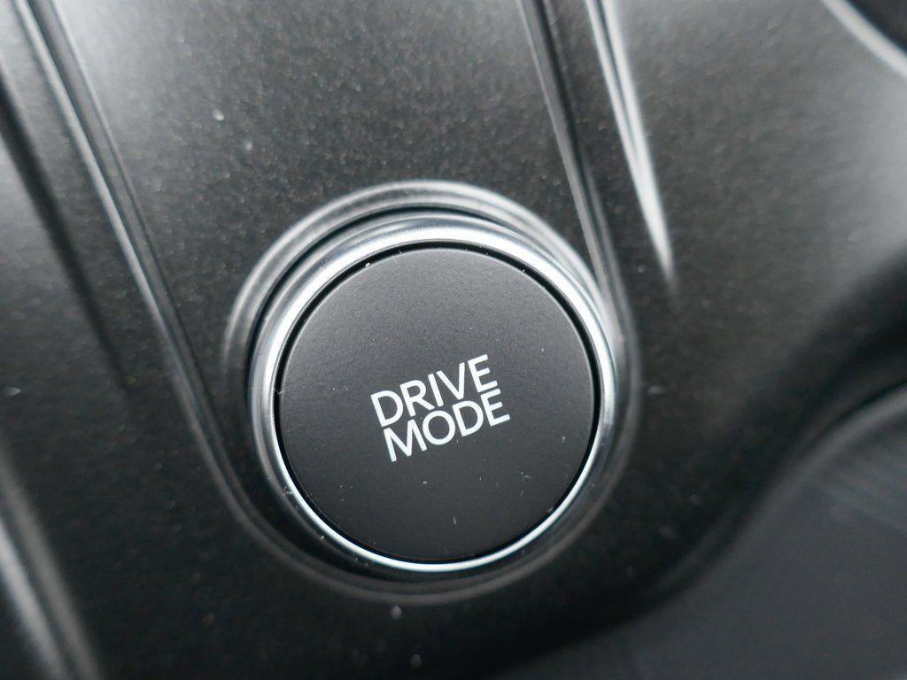 2026 Ford Explorer Active w/100A Pkg 4WD