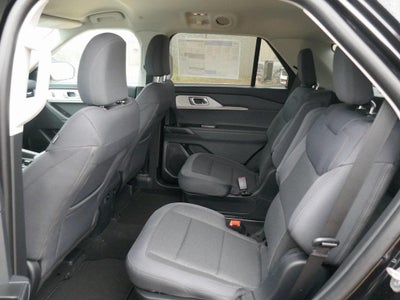 2026 Ford Explorer Active w/100A Pkg 4WD