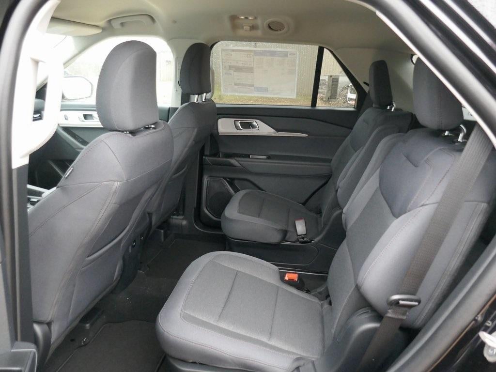 2026 Ford Explorer Active w/100A Pkg 4WD