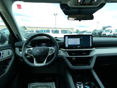 2026 Ford Explorer Active w/100A Pkg 4WD