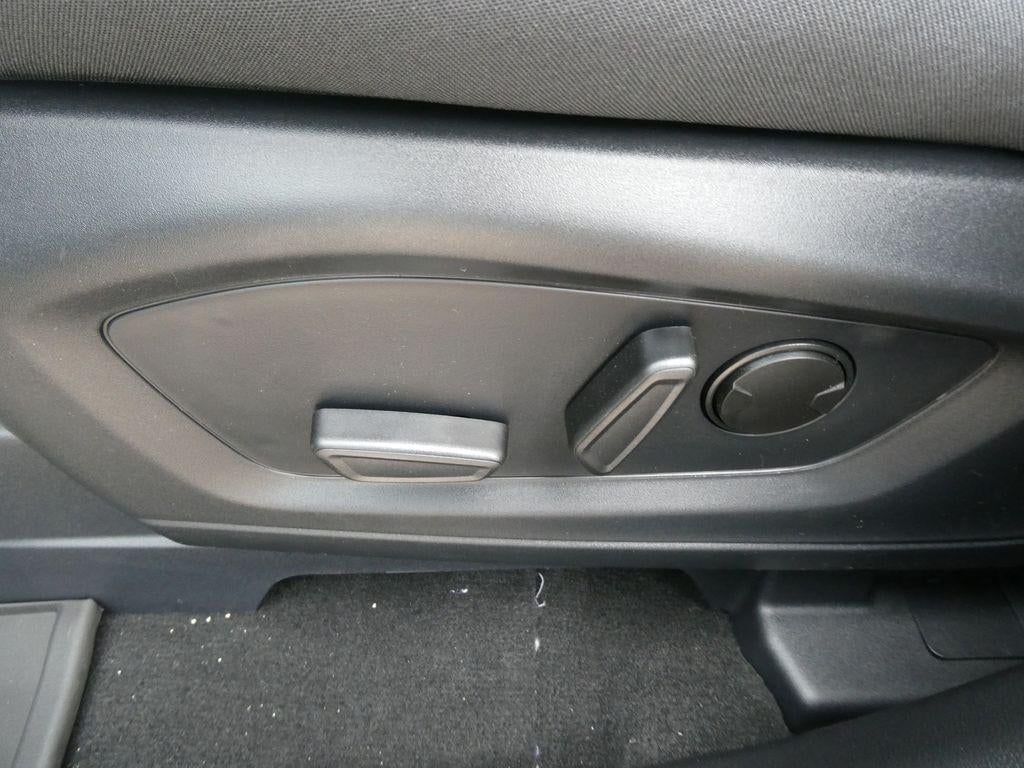 2026 Ford Explorer Active w/100A Pkg 4WD