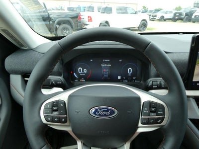 2026 Ford Explorer Active w/100A Pkg 4WD