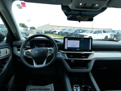 2026 Ford Explorer Active w/100A Pkg 4WD