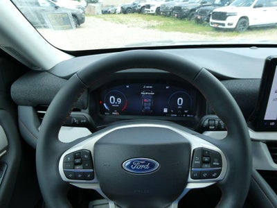 2026 Ford Explorer Active w/100A Pkg 4WD
