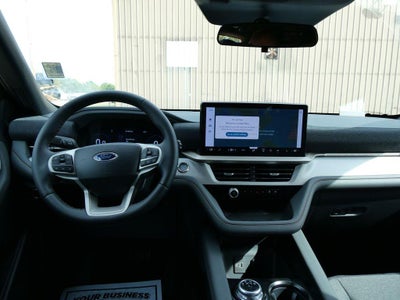 2027 Ford Explorer Active w/200A Pkg 4WD