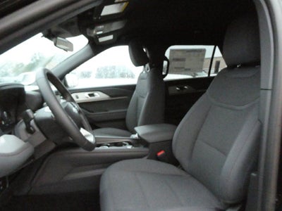 2027 Ford Explorer Active w/200A Pkg 4WD