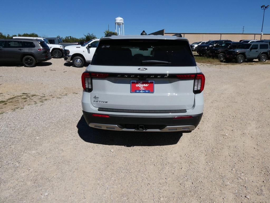 2027 Ford Explorer Active w/200A Pkg 4WD