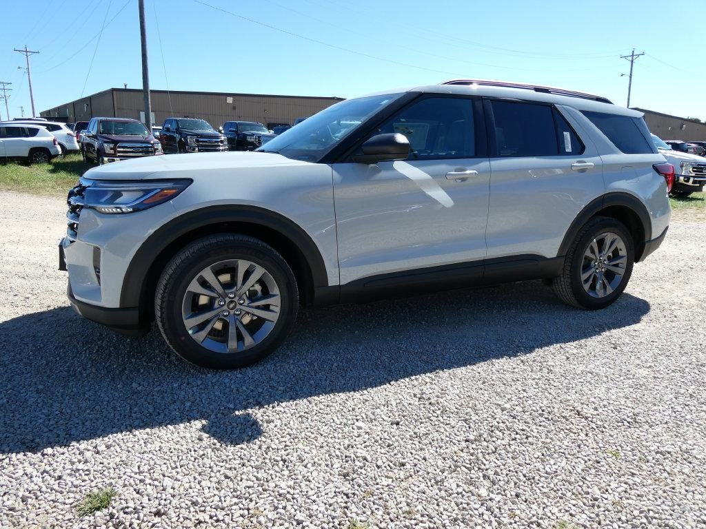 2027 Ford Explorer Active w/200A Pkg 4WD