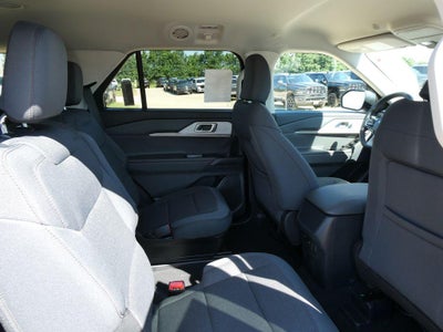 2026 Ford Explorer Active w/100A Pkg 4WD