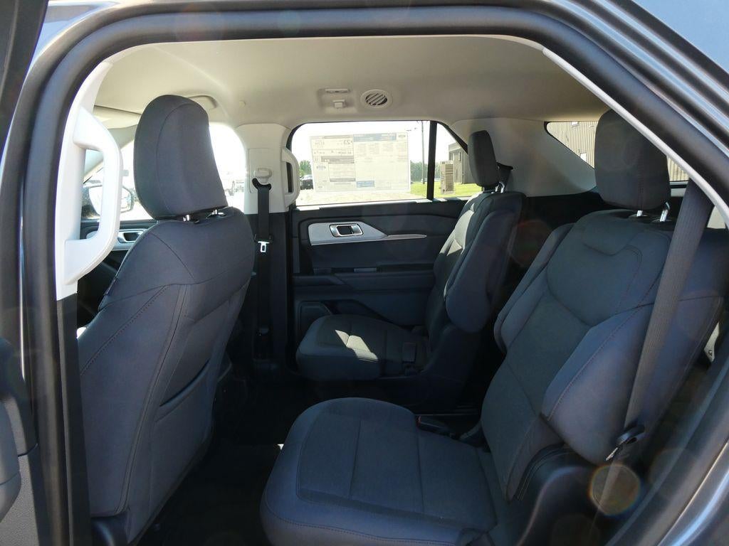 2026 Ford Explorer Active w/100A Pkg 4WD