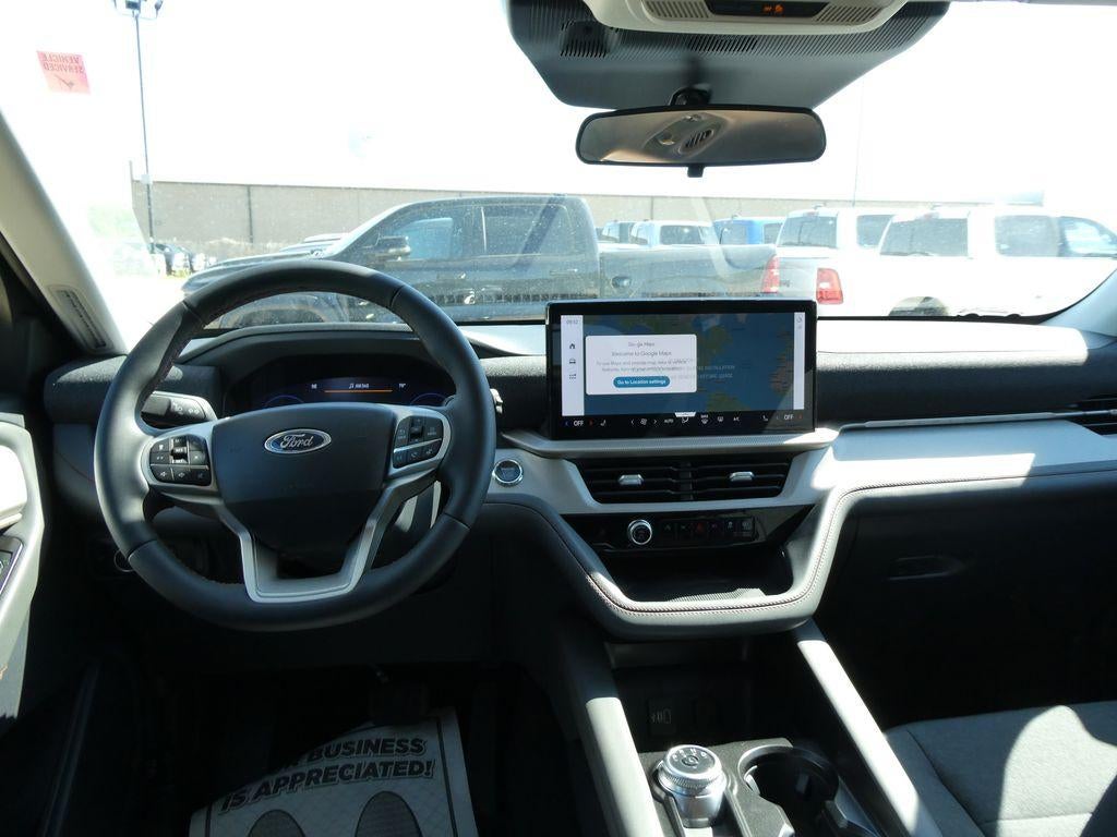 2026 Ford Explorer Active w/100A Pkg 4WD