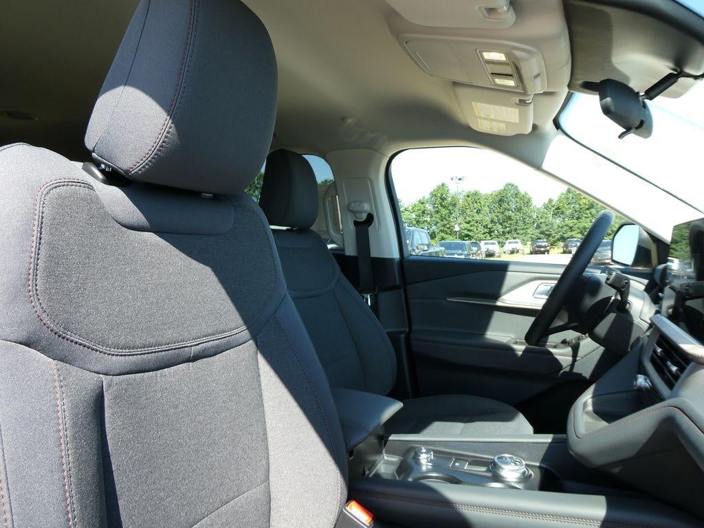 2026 Ford Explorer Active w/100A Pkg 4WD