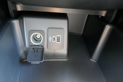 2025 Ford Explorer Active 4WD