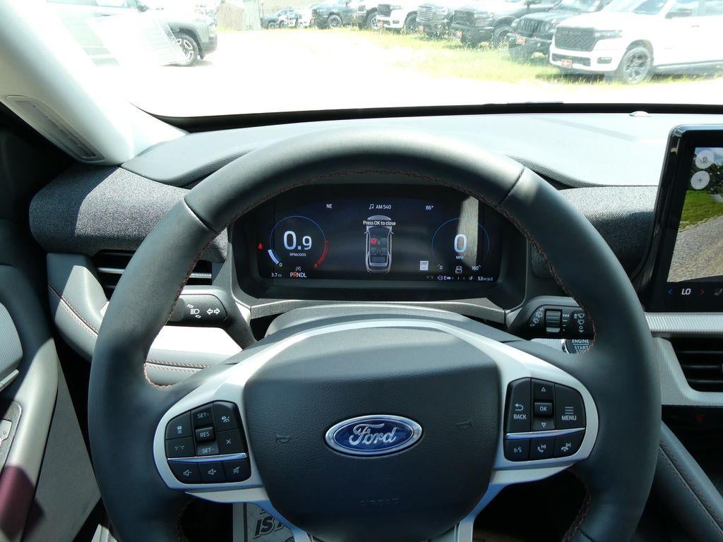 2026 Ford Explorer Active w/100A Pkg 4WD