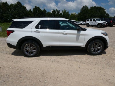 2026 Ford Explorer Active w/100A Pkg 4WD