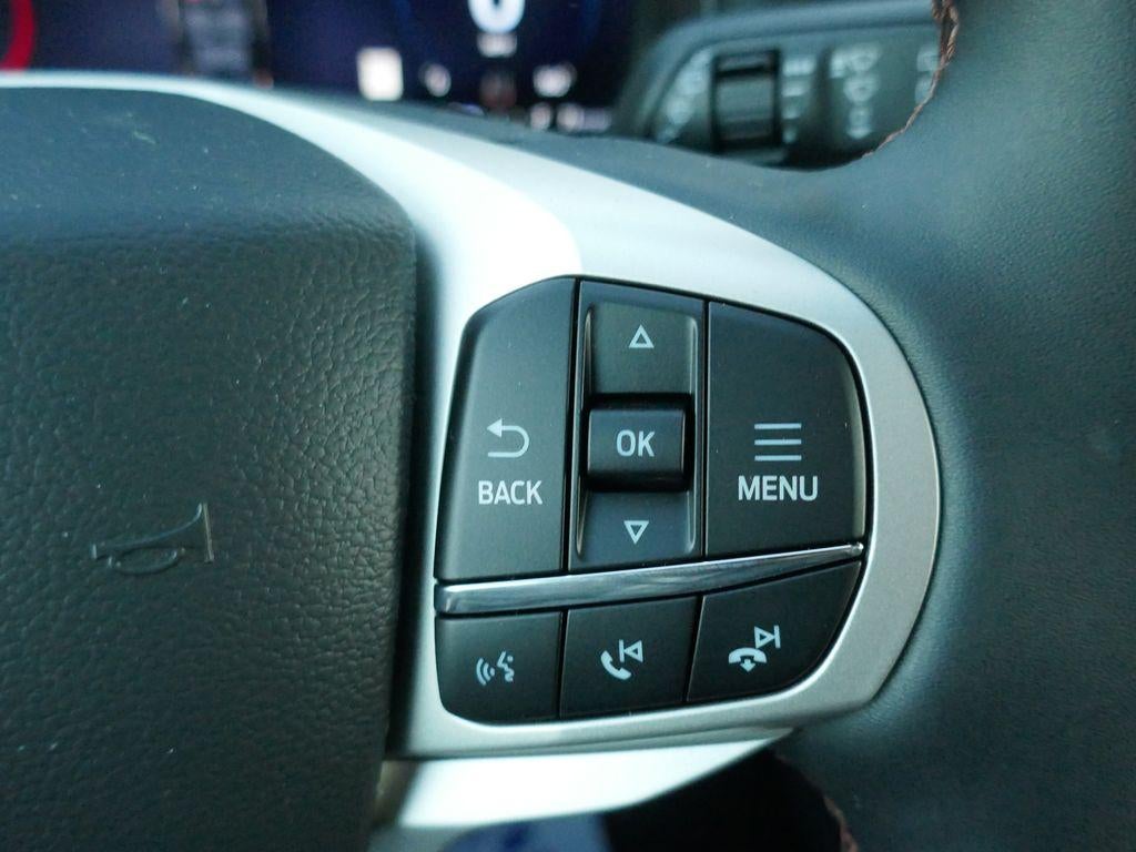 2026 Ford Explorer Active w/100A Pkg 4WD