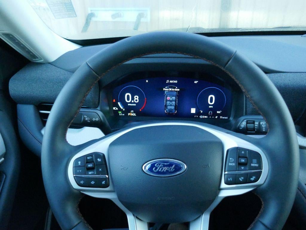 2026 Ford Explorer Active w/100A Pkg 4WD