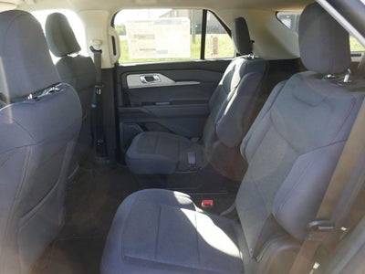 2026 Ford Explorer Active w/100A Pkg 4WD