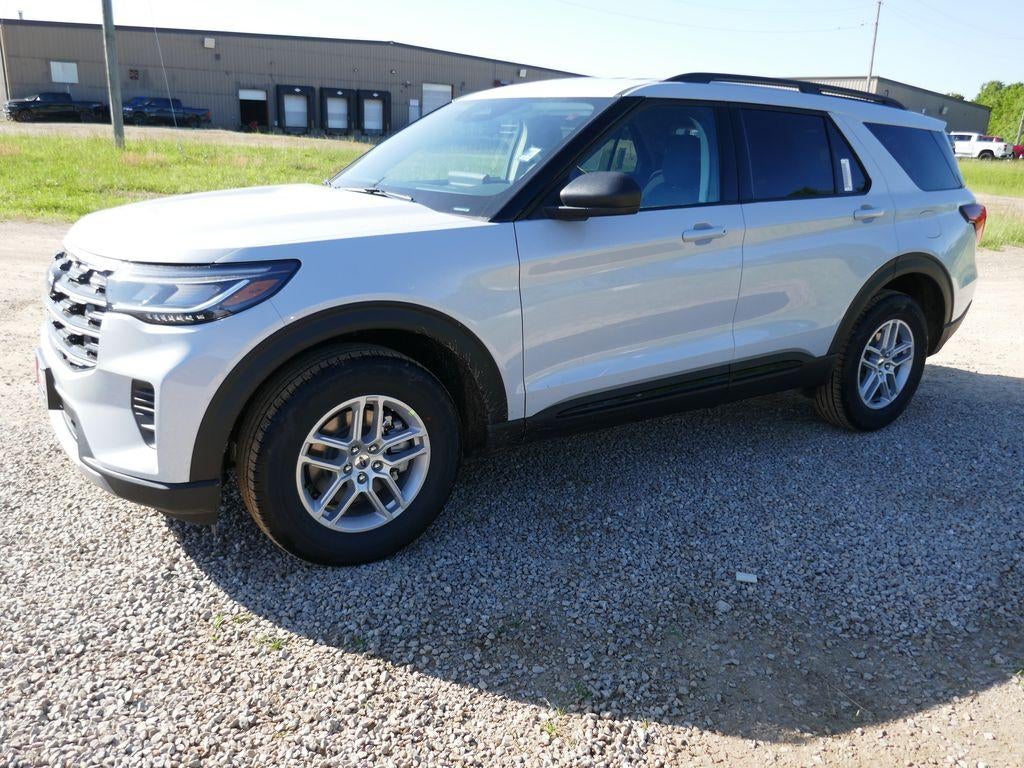 2026 Ford Explorer Active w/100A Pkg 4WD