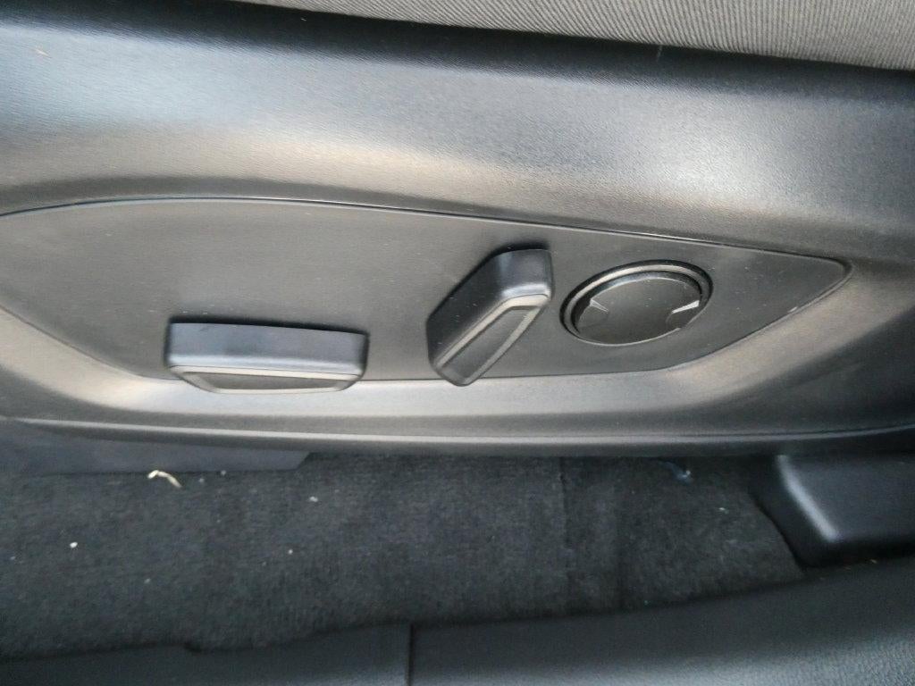 2027 Ford Explorer Active w/200A Pkg 4WD