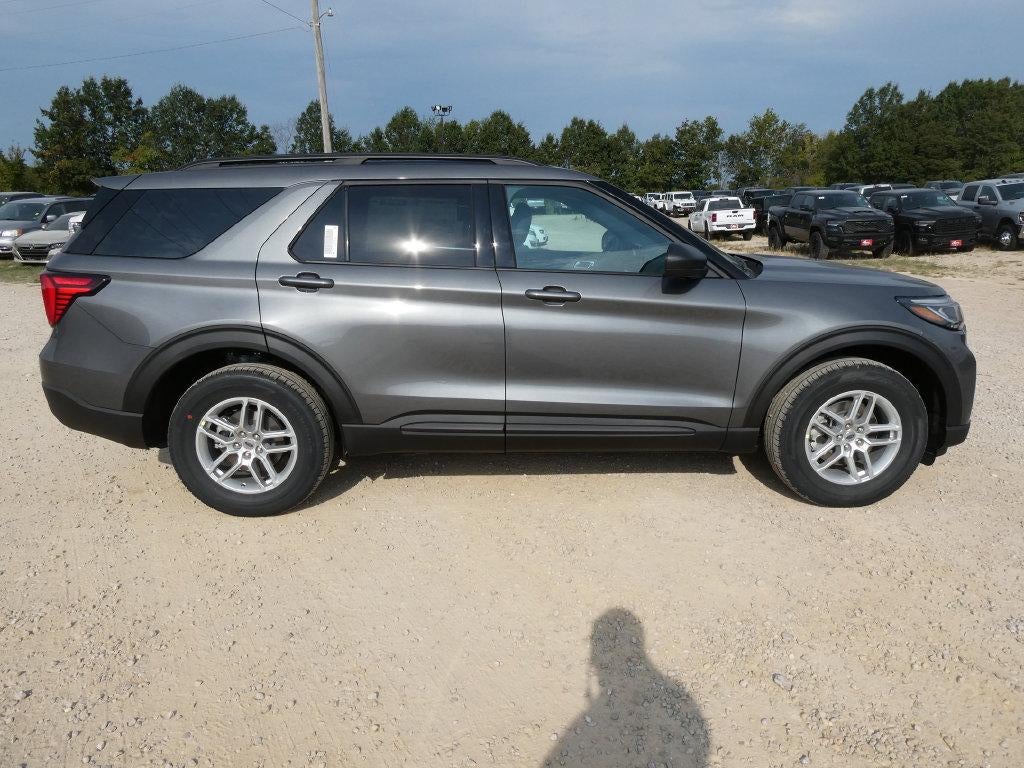 2027 Ford Explorer Active w/200A Pkg 4WD