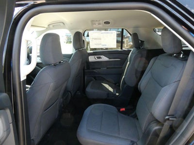 2026 Ford Explorer Active w/100A Pkg 4WD