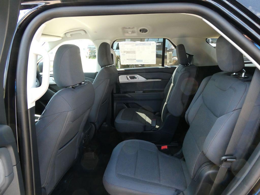 2026 Ford Explorer Active w/100A Pkg 4WD
