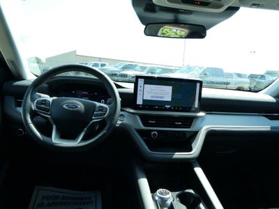 2026 Ford Explorer Active w/100A Pkg 4WD