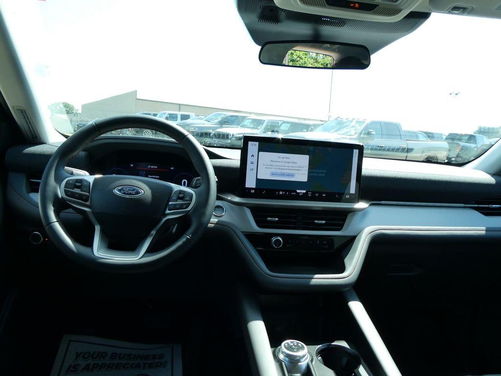2026 Ford Explorer Active w/100A Pkg 4WD