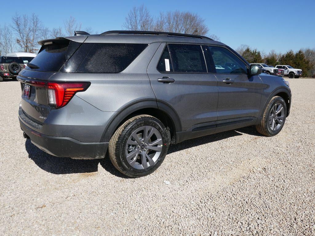 2026 Ford Explorer Active w/100A Pkg 4WD