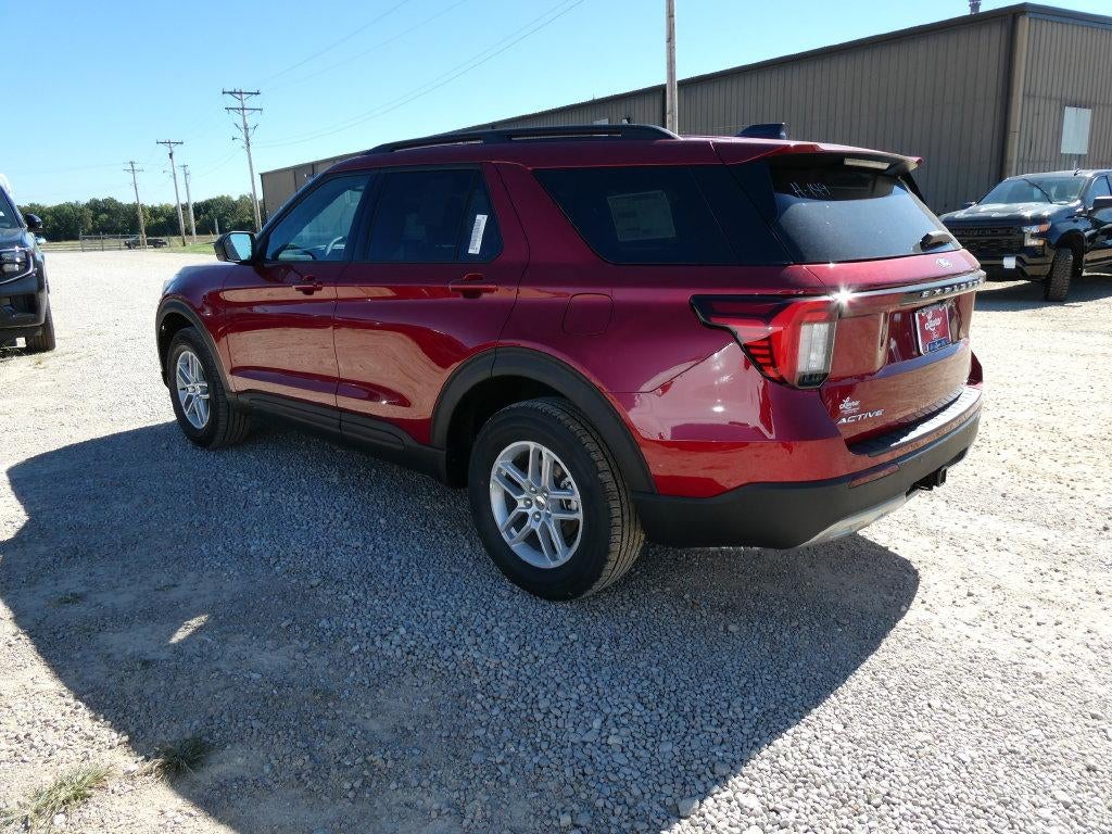 2027 Ford Explorer Active w/200A Pkg 4WD