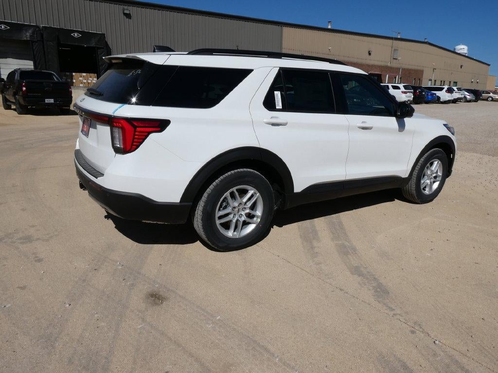 2027 Ford Explorer Active w/200A Pkg 4WD